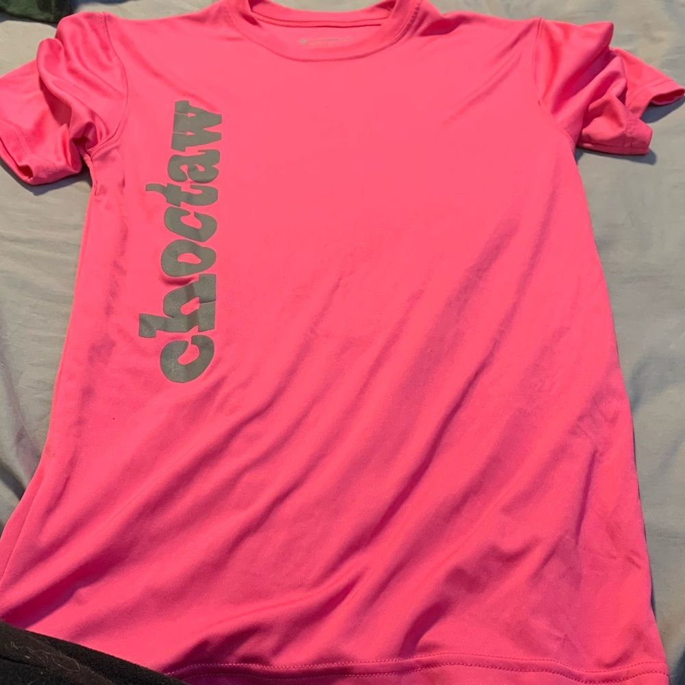 Champion pink shirt . Medium.